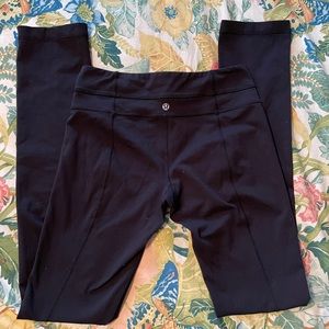 Lululemon straight leg yoga pants, 6